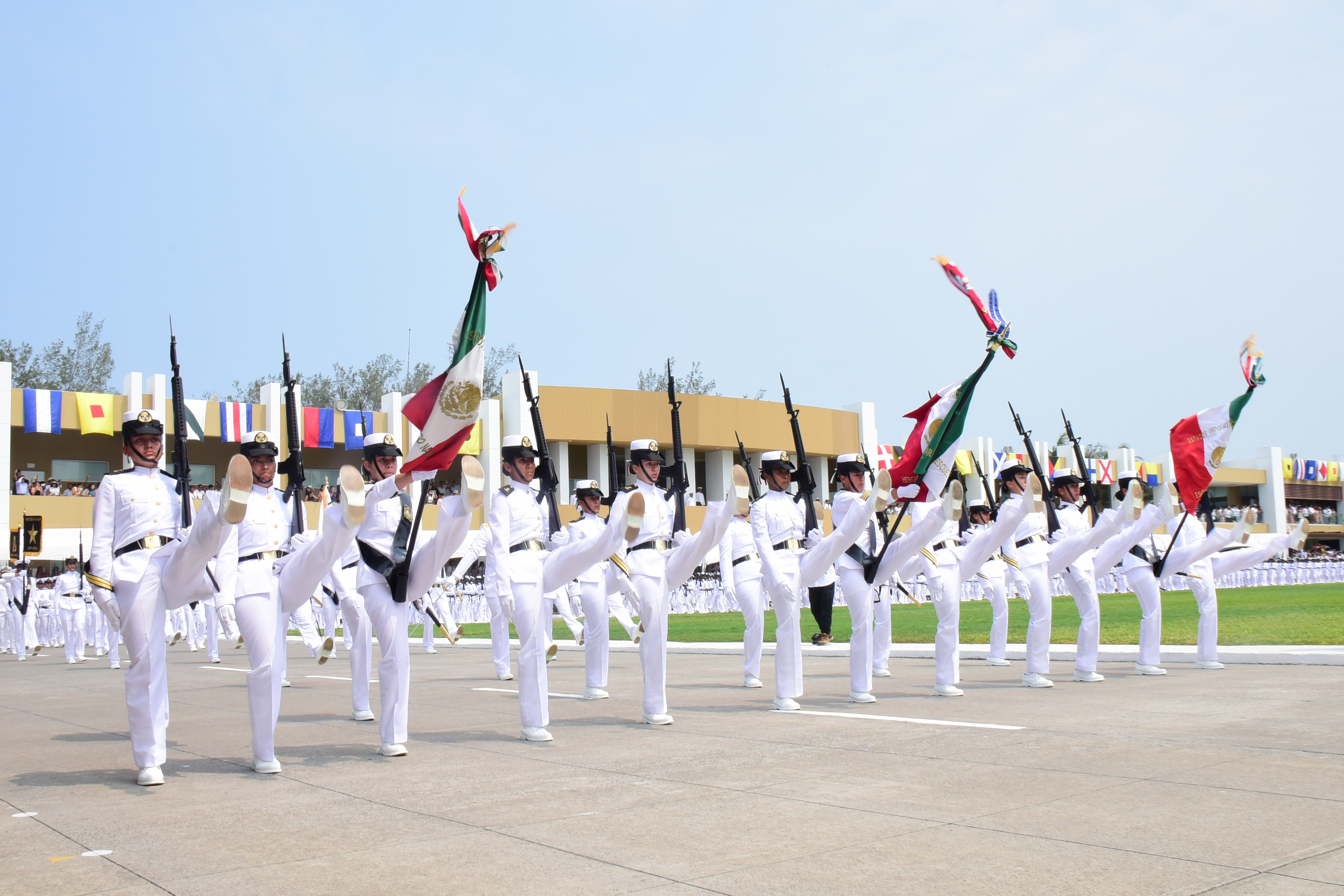 Ceremonia de Jura de Bandera de las y los Cadetes de la HENM Jura2025